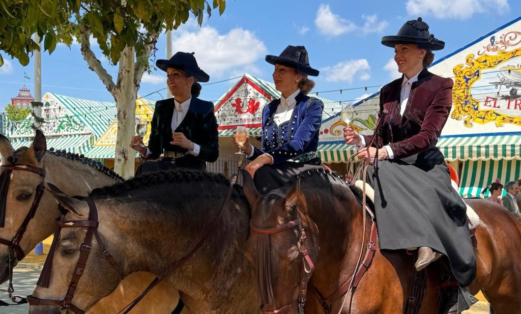 Cavallerizze andaluse con "copa de Sherry"